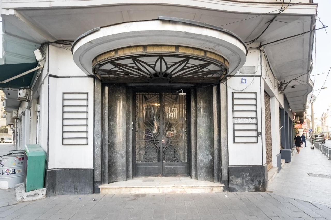 Cismigiu Serenity: 1Br Flat With Scenic Balcony Bucareste Exterior foto
