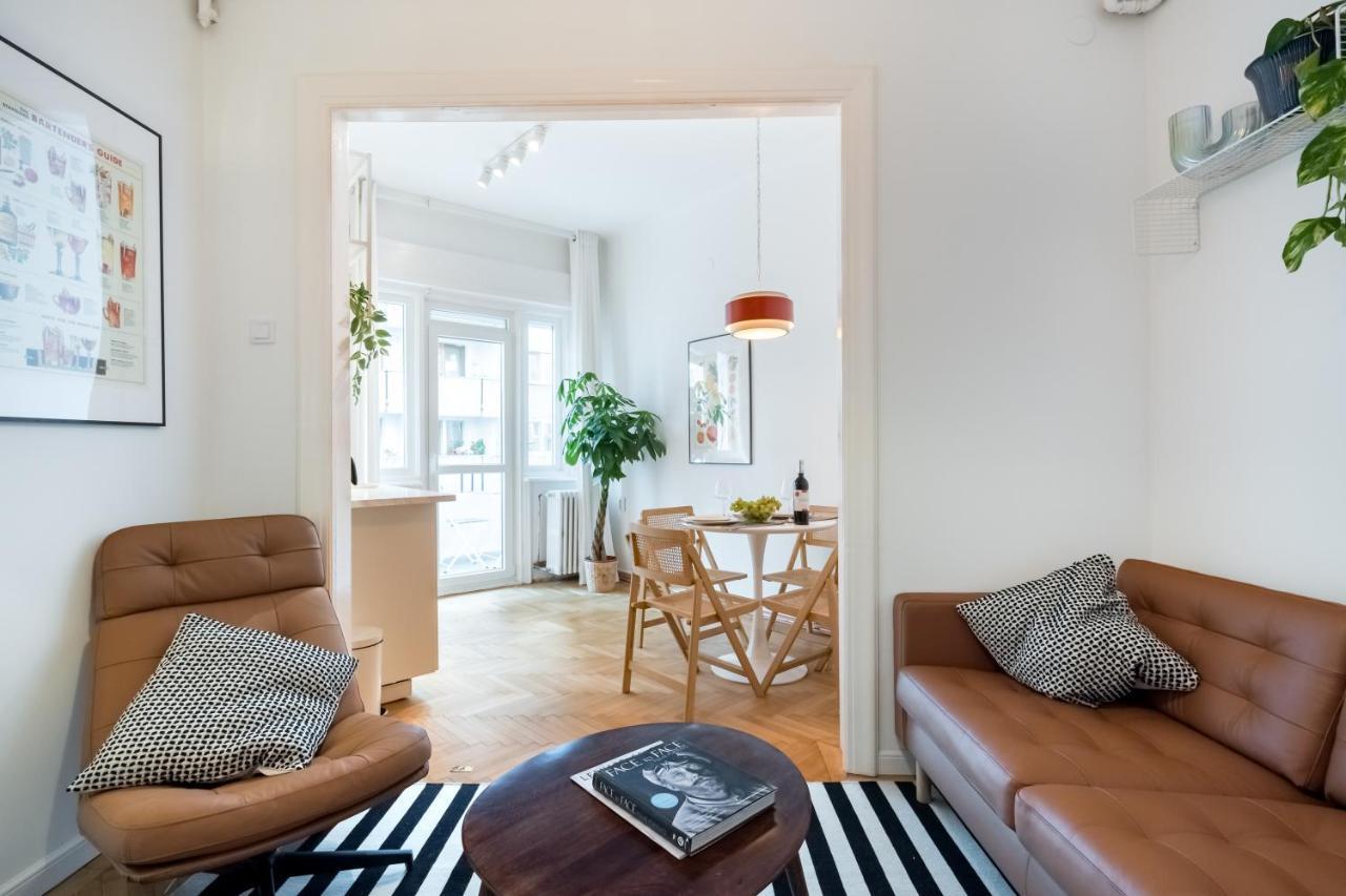 Cismigiu Serenity: 1Br Flat With Scenic Balcony Bucareste Exterior foto