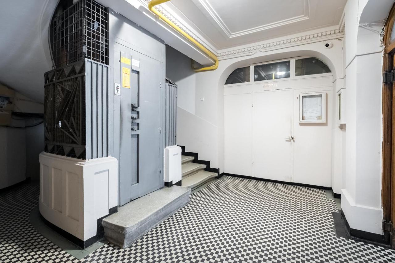 Cismigiu Serenity: 1Br Flat With Scenic Balcony Bucareste Exterior foto