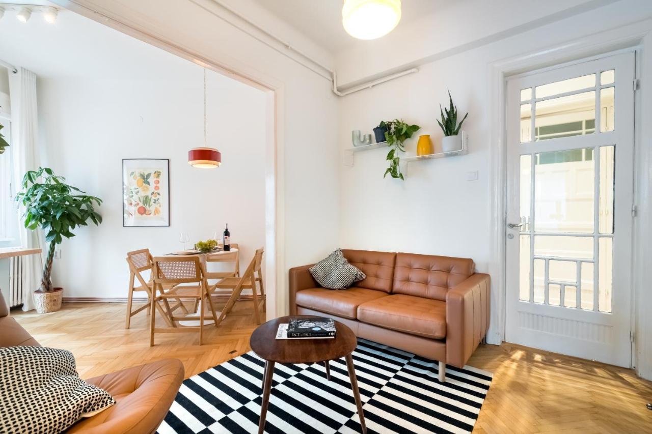 Cismigiu Serenity: 1Br Flat With Scenic Balcony Bucareste Exterior foto