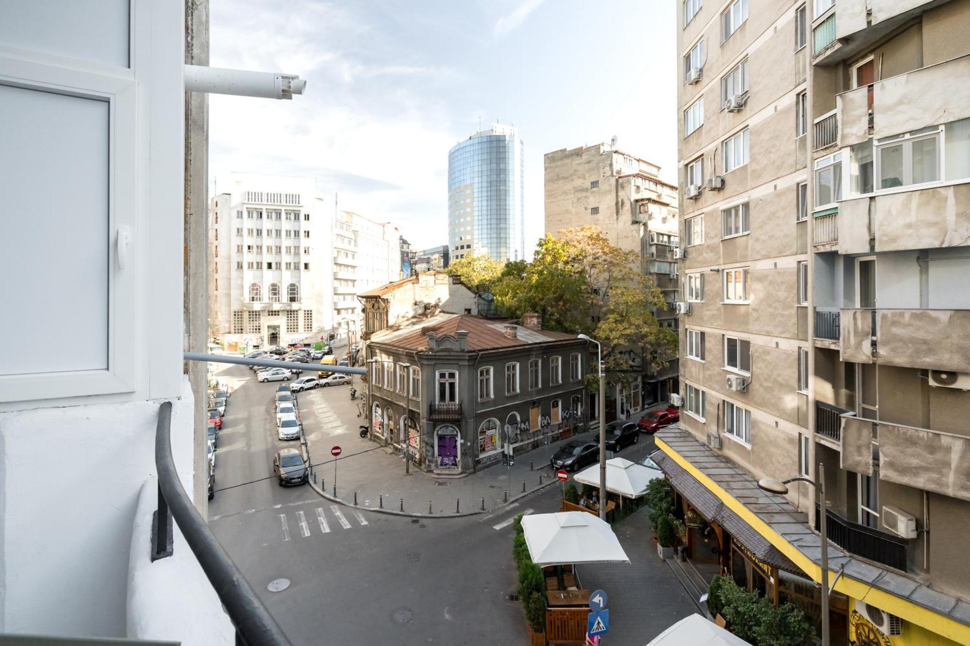 Cismigiu Serenity: 1Br Flat With Scenic Balcony Bucareste Exterior foto